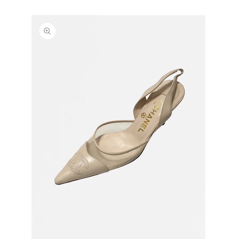 CHANEL Beige and Cream Mesh Slingback Heels - Picture 4 of 6